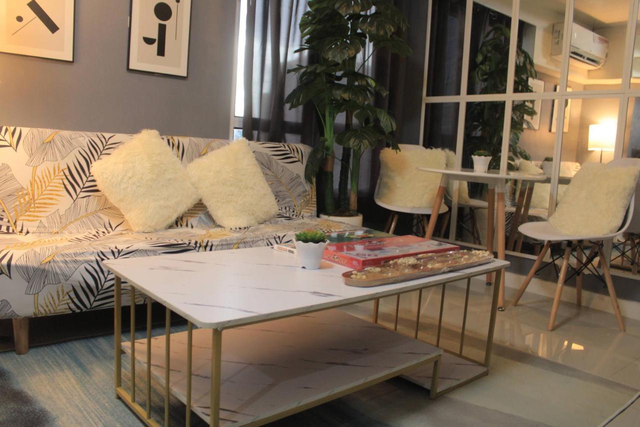 A2J Bgc Luxury 2Br Loft Near Burgos Circle, Malls マニラ市 エクステリア 写真